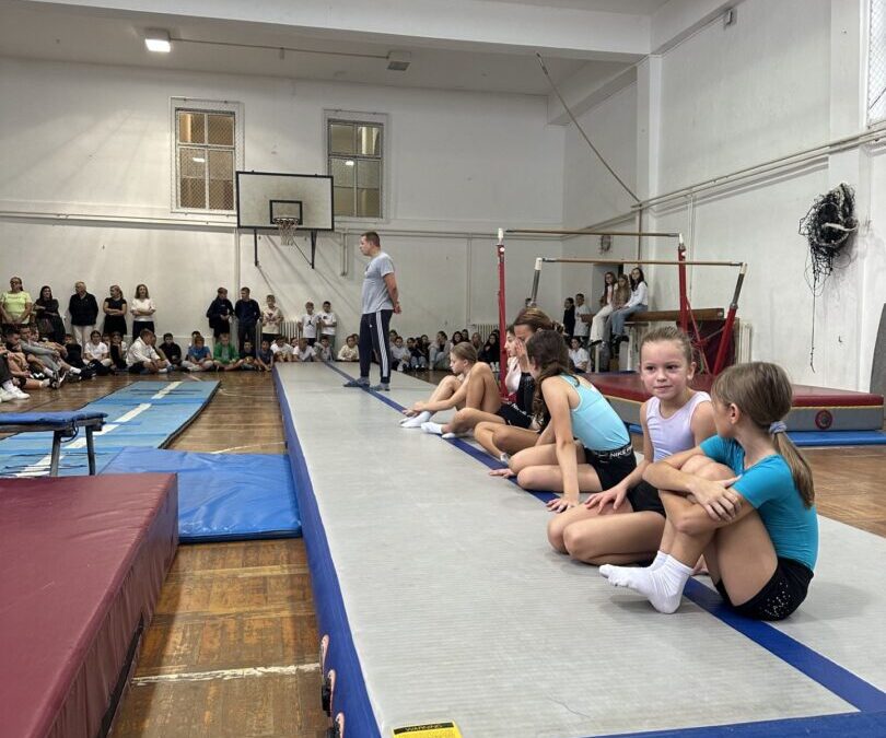 Hrvatski olimpijski dan obilježen u našoj školi uz spretne gimnastičarke