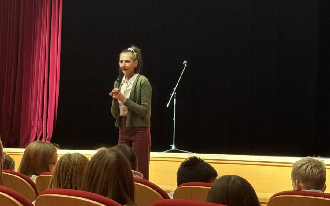 Monodrama „Maknite se, ide debeli!“ na pozornici POU-a Krapina