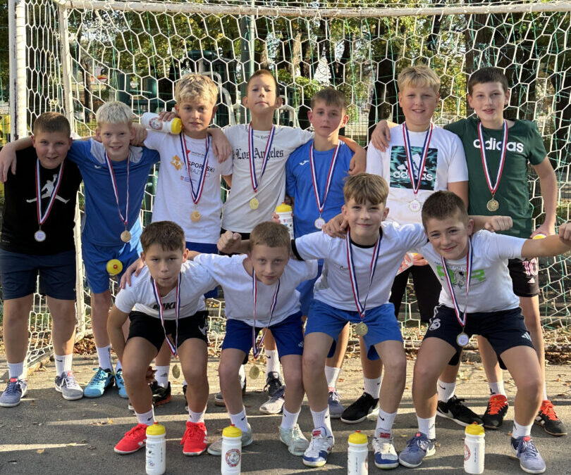 Finale krapinskih osnovnih škola u futsalu