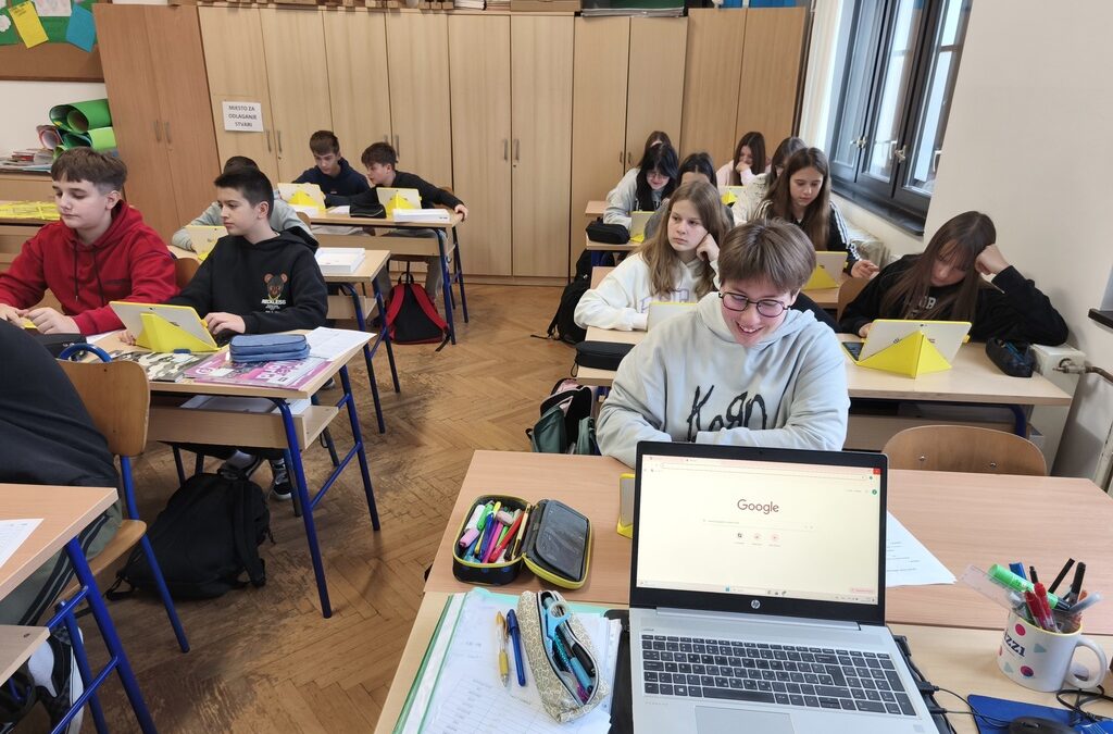 „SPASI KNJIGU I PRONAĐI IZGUBLJENE RIJEČI“ – UČENICI 7. D RAZREDA U AKCIJI!